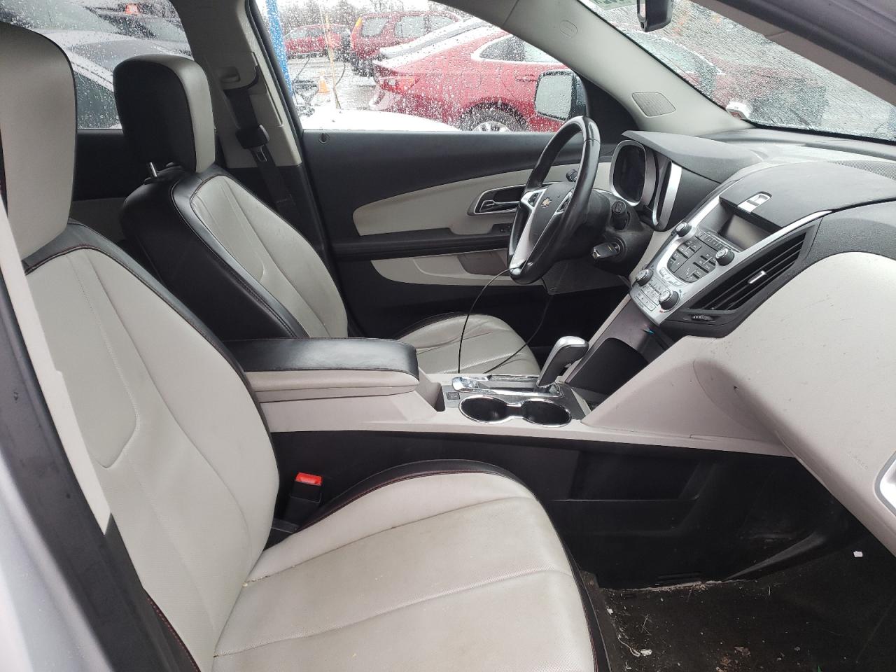 Photo 5 from auction – 2011 CHEVROLET EQUINOX LT with VIN 2CNFLGE56B6241954