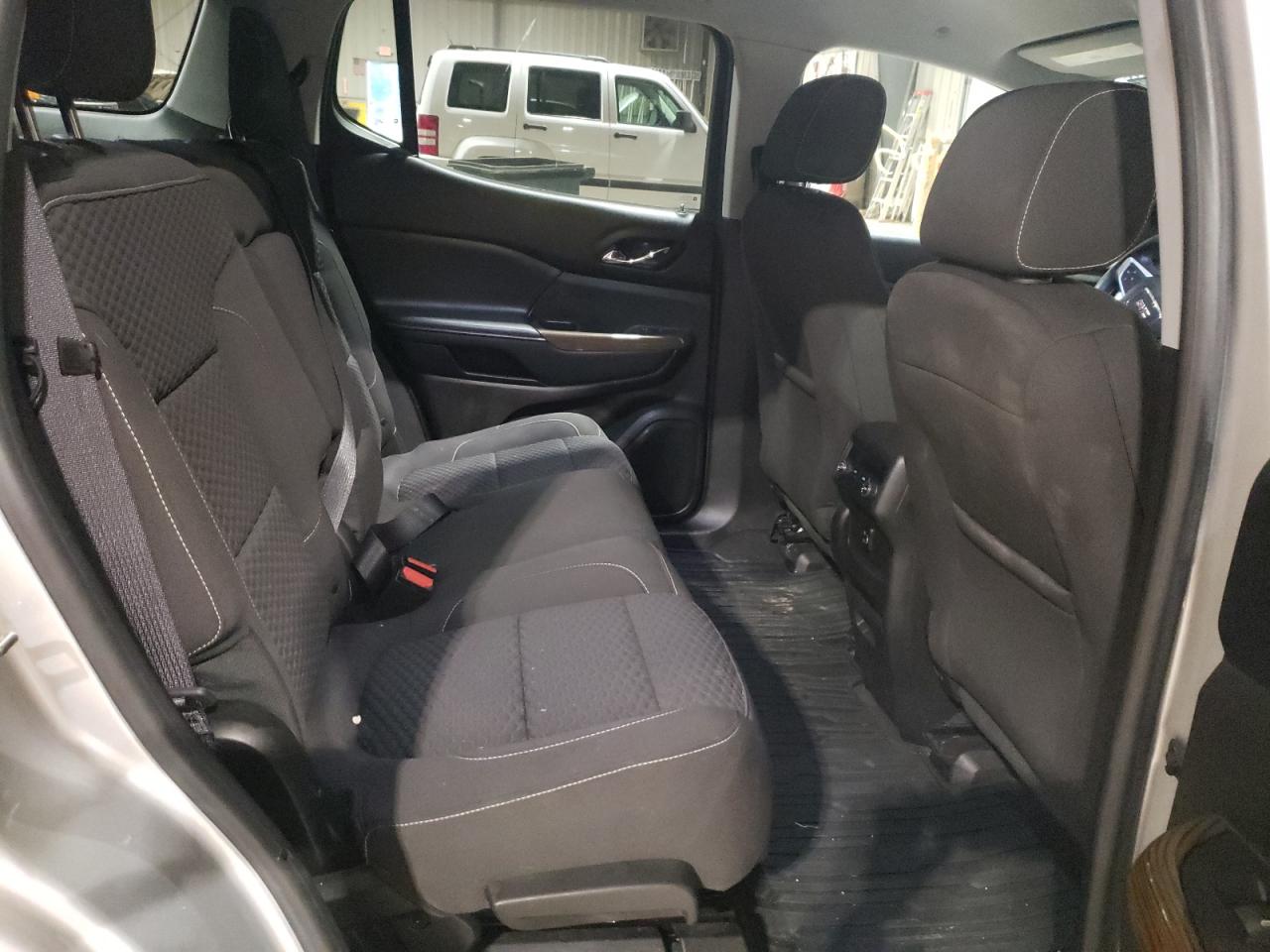 Photo 6 from auction – 2017 GMC ACADIA SLE with VIN 1GKKNRLA5HZ283686