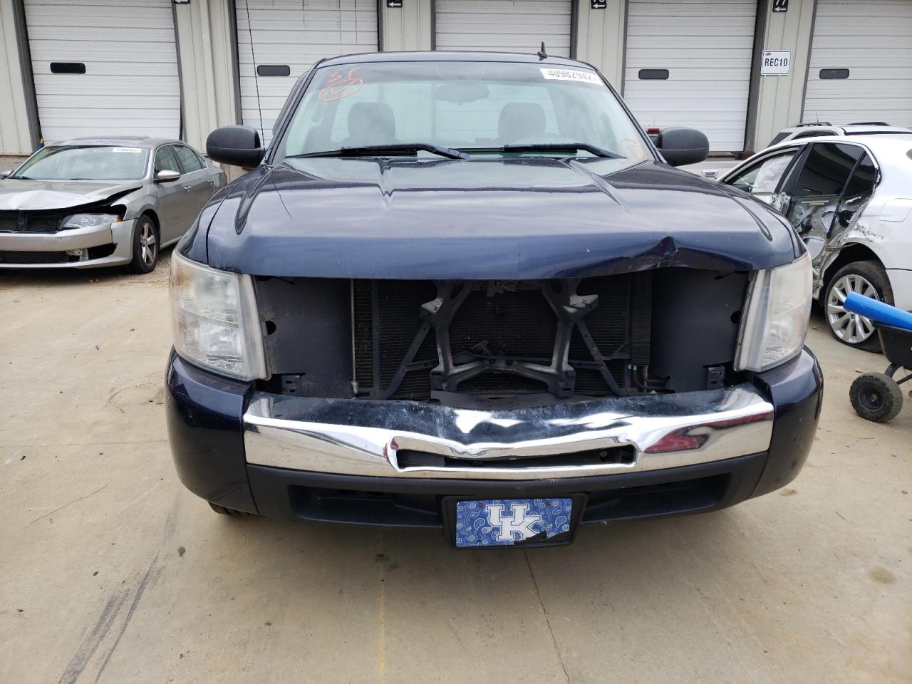 Photo 9 from auction – 2009 CHEVROLET SILVERADO with VIN 1GCEC14XX9Z144075