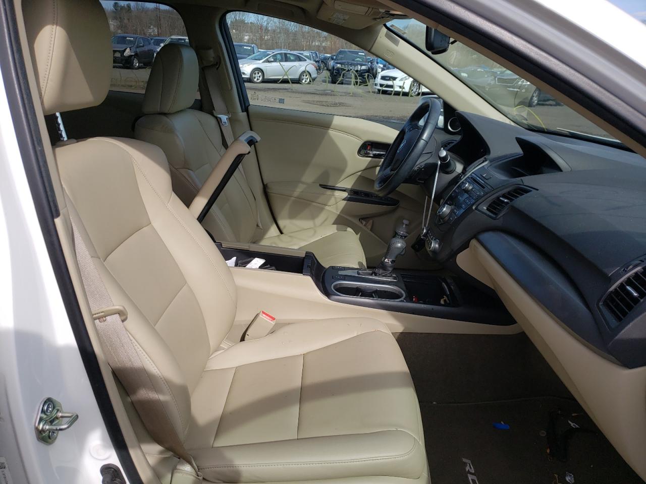 Zdjęcie 5 z aukcji – 2016 ACURA RDX z VIN 5J8TB4H34GL013261