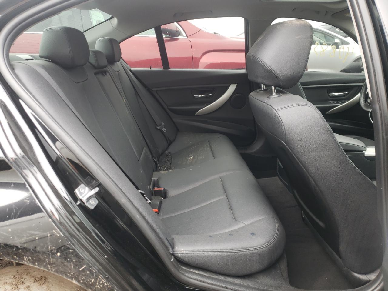 Photo 6 from auction – 2014 BMW 320 I XDRI with VIN WBA3C3G52ENS68370