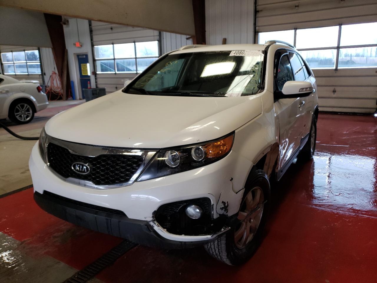 Photo 2 from auction – 2011 KIA SORENTO BA with VIN 5XYKT3A14BG111799