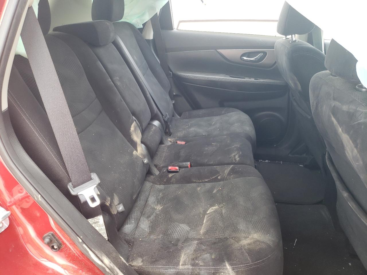 Photo 6 from auction – 2016 NISSAN ROGUE S with VIN 5N1AT2MV8GC798460