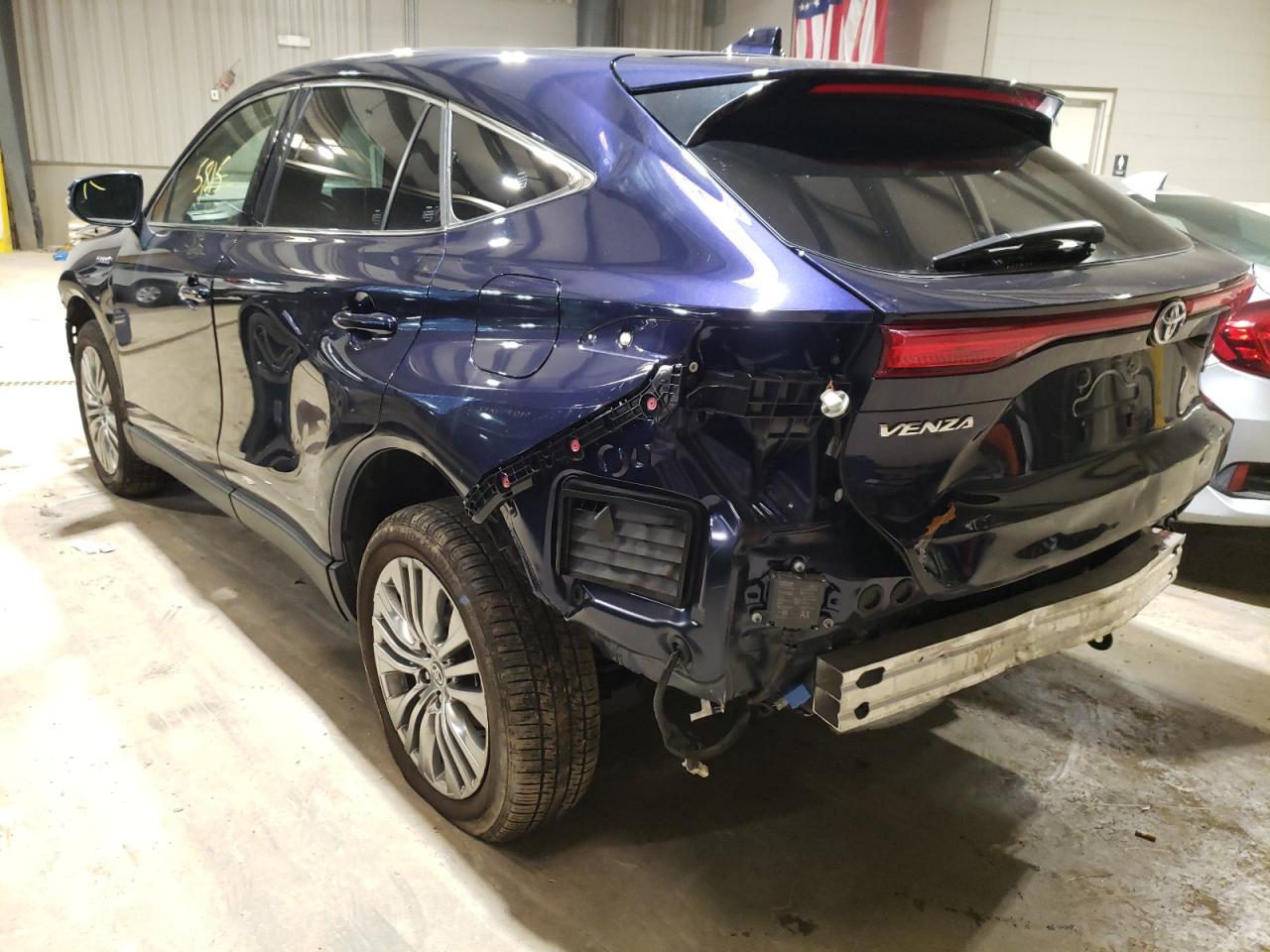 Photo 3 from auction – 2021 TOYOTA VENZA with VIN JTEAAAAH3MJ062712