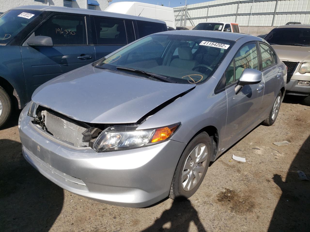 Photo 2 from auction – 2012 HONDA CIVIC LX with VIN 19XFB2F57CE093369