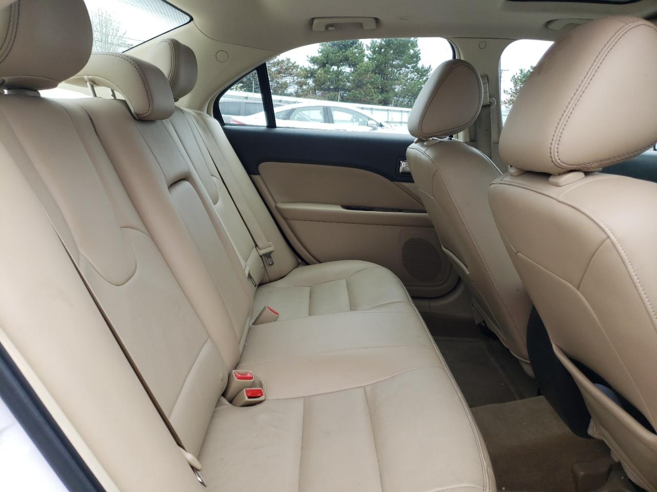 Photo 6 from auction – 2011 FORD FUSION SEL with VIN 3FAHP0JG6BR119464