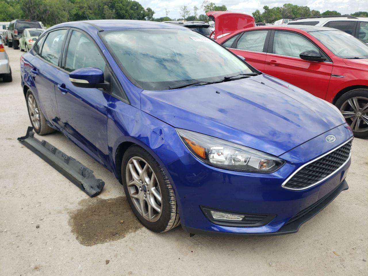 FORD FOCUS SE 2015 with VIN 1FADP3F23FL374008 - Photo from auction