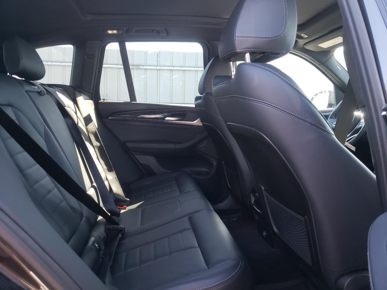 Photo 6 from auction – 2019 BMW X3 XDRIVE3 with VIN 5UXTR9C56KLD92189
