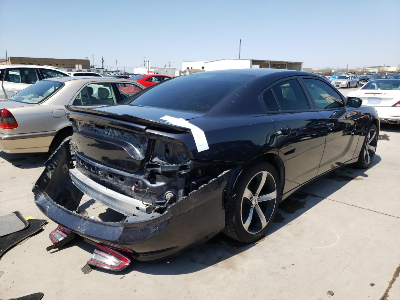 Photo 4 from auction – 2017 DODGE CHARGER SE with VIN 2C3CDXBG1HH537010