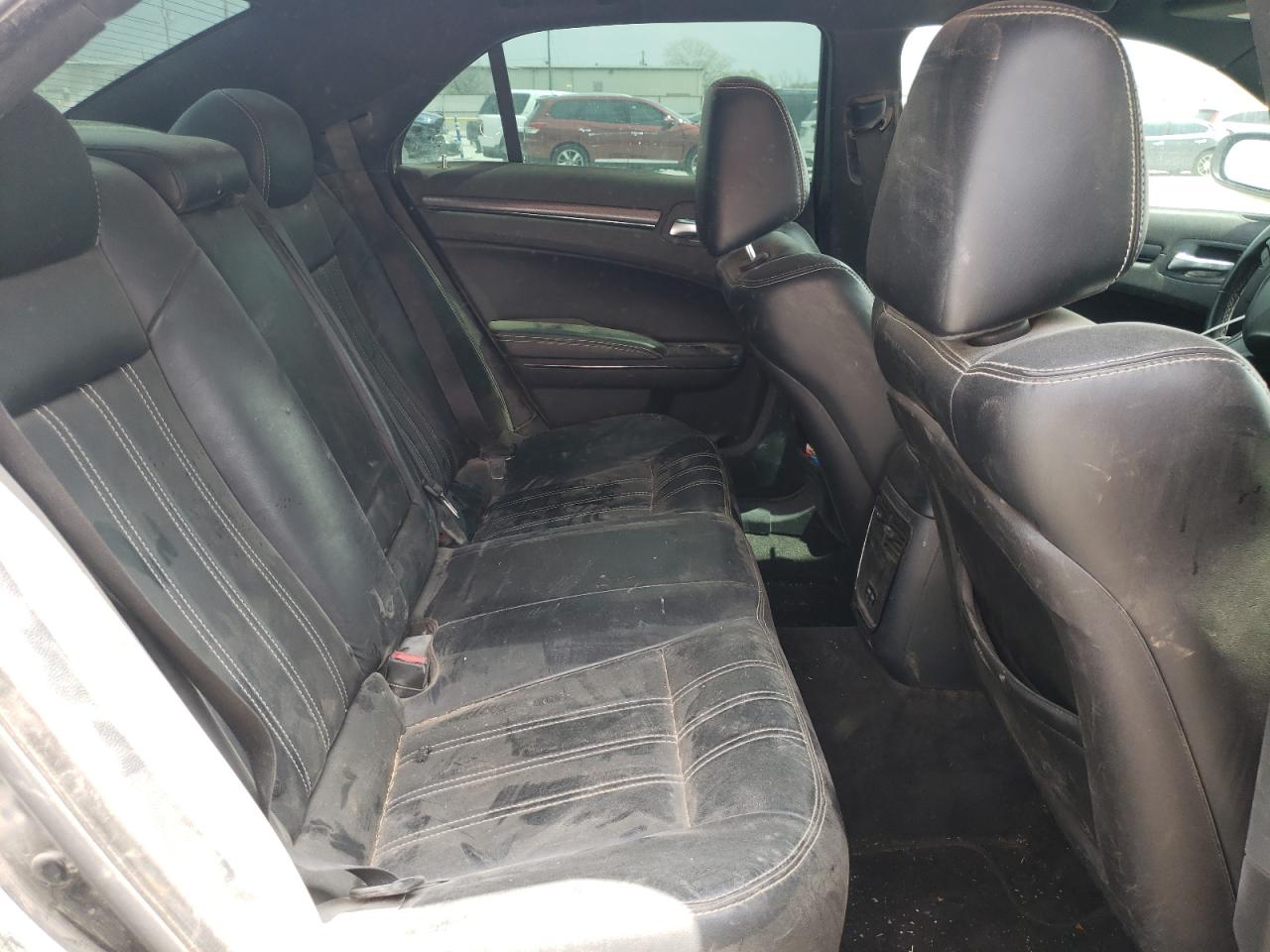 Photo 6 from auction – 2015 CHRYSLER 300 S with VIN 2C3CCABGXFH767142
