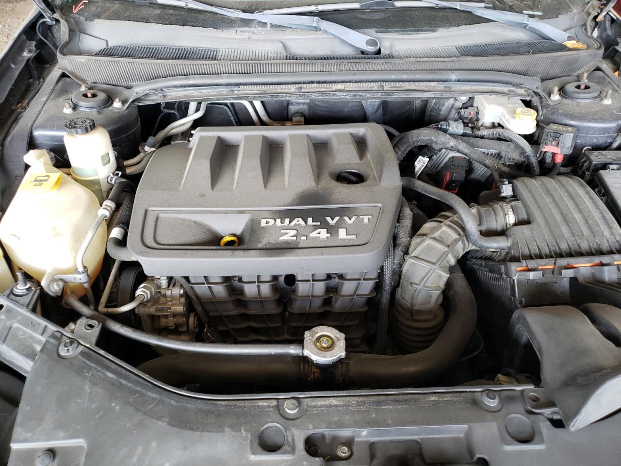 Photo 7 from auction – 2012 CHRYSLER 200 TOURIN with VIN 1C3CCBBB0CN230258