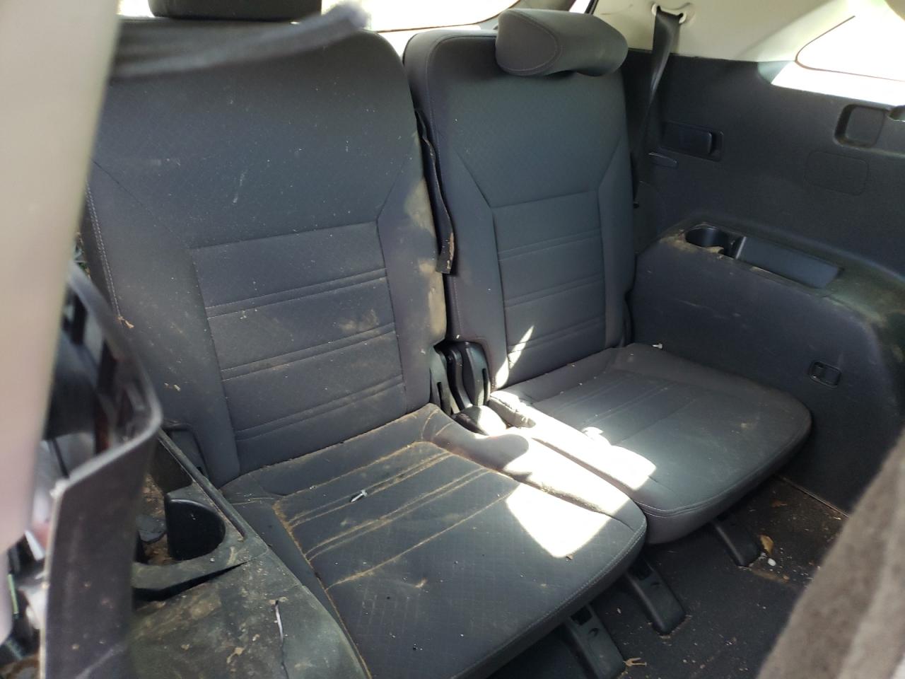 Photo 9 from auction – 2016 KIA SORENTO LX with VIN 5XYPGDA55GG031468