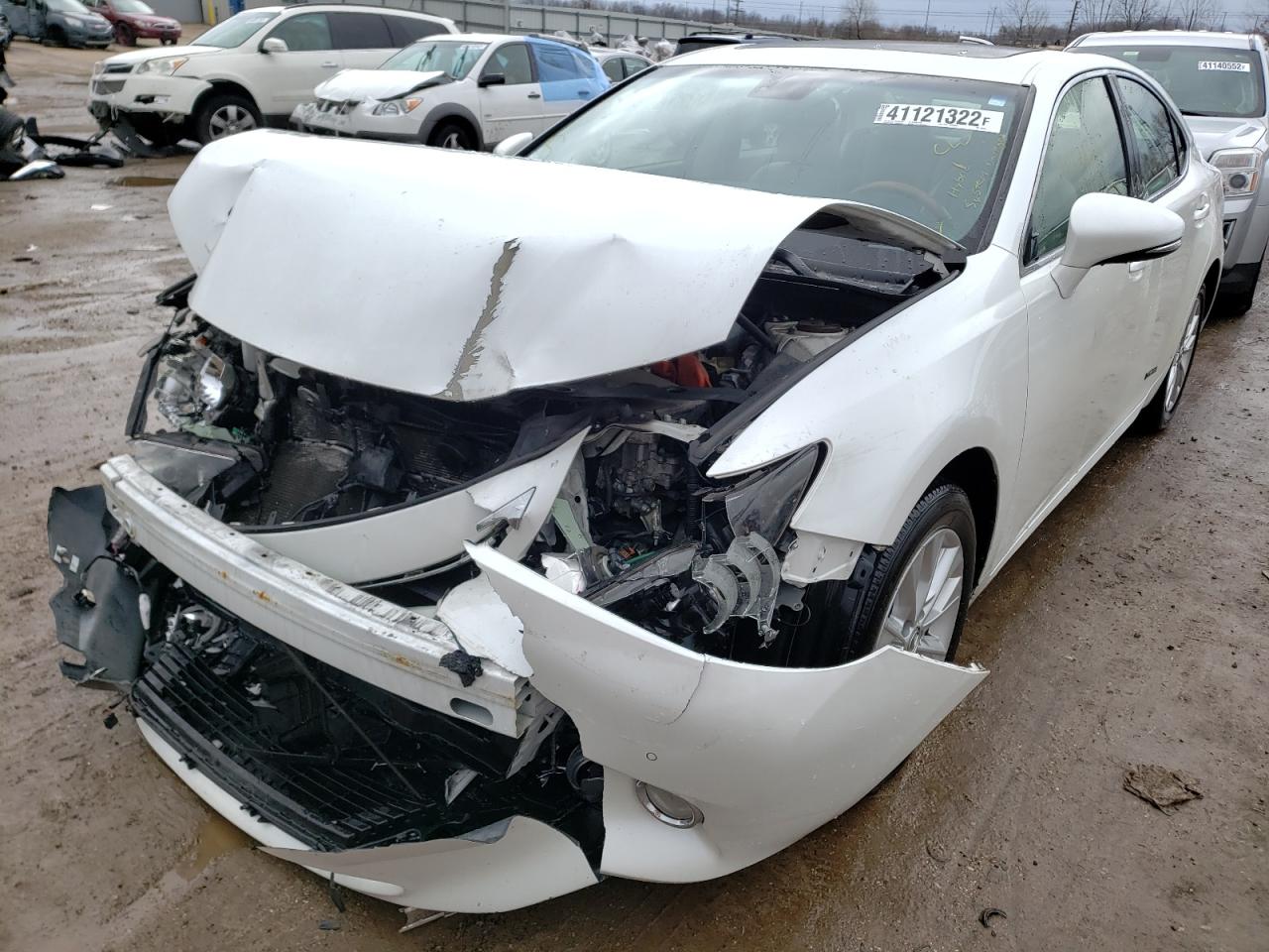 Photo 2 from auction – 2013 LEXUS ES 300H with VIN JTHBW1GG1D2002638