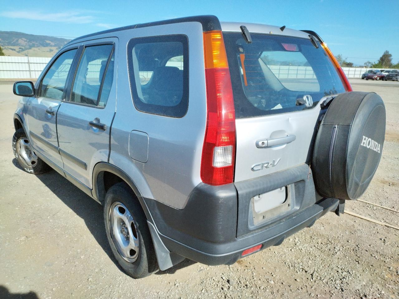 Photo 3 from auction – 2002 HONDA CR-V LX with VIN JHLRD68462C006573
