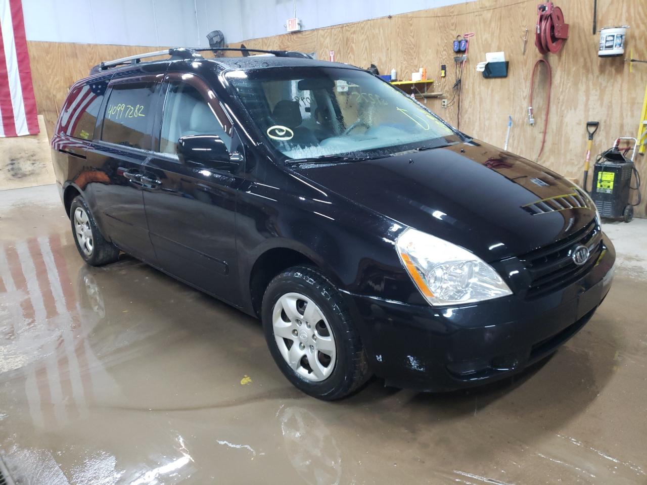 KIA SEDONA EX 2008 with VIN KNDMB233086255222 - Photo from auction