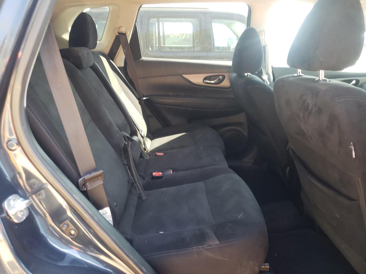 Photo 6 from auction – 2015 NISSAN ROGUE S with VIN 5N1AT2MT8FC882310