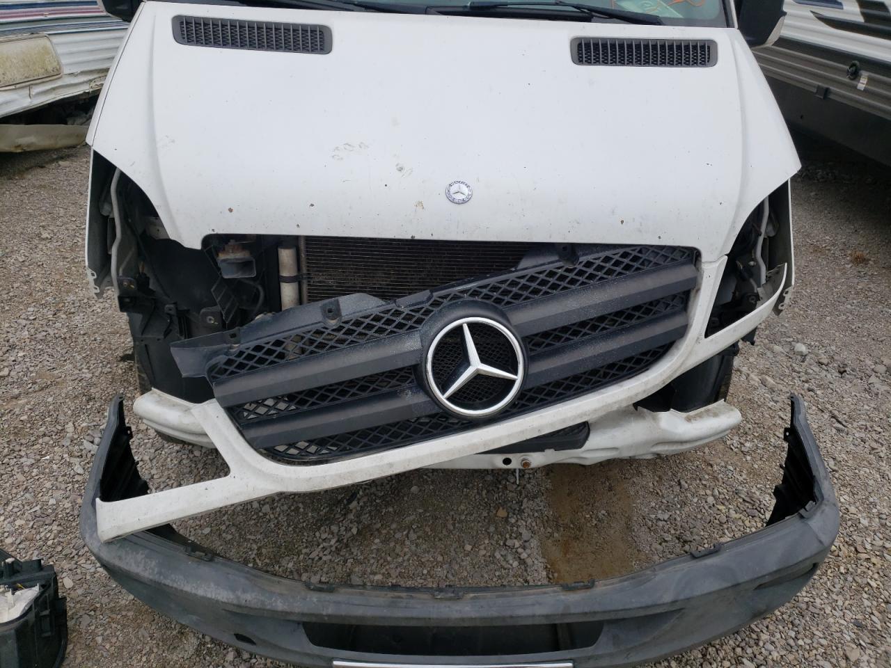 Photo 7 from auction – 2012 MERCEDES-BENZ SPRINTER 2 with VIN WD3PE8CC0C5672372