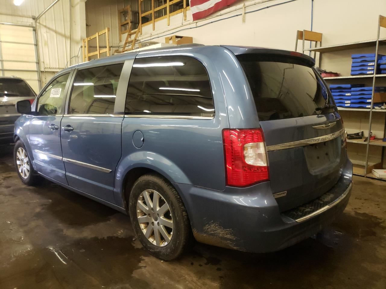 Photo 3 from auction – 2011 CHRYSLER TOWN & COU with VIN 2A4RR8DGXBR799646