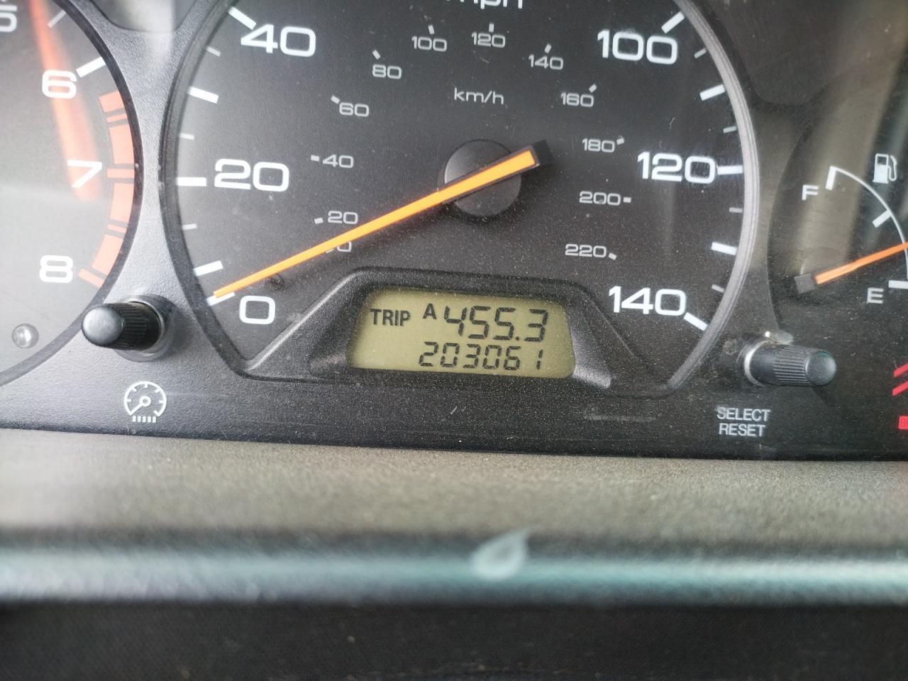 Photo 8 from auction – 2004 HONDA ODYSSEY EX with VIN 5FNRL18904B088854