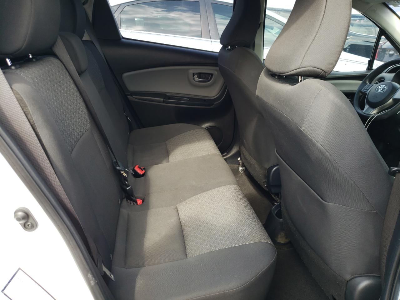 Photo 6 from auction – 2015 TOYOTA YARIS with VIN VNKKTUD32FA041090
