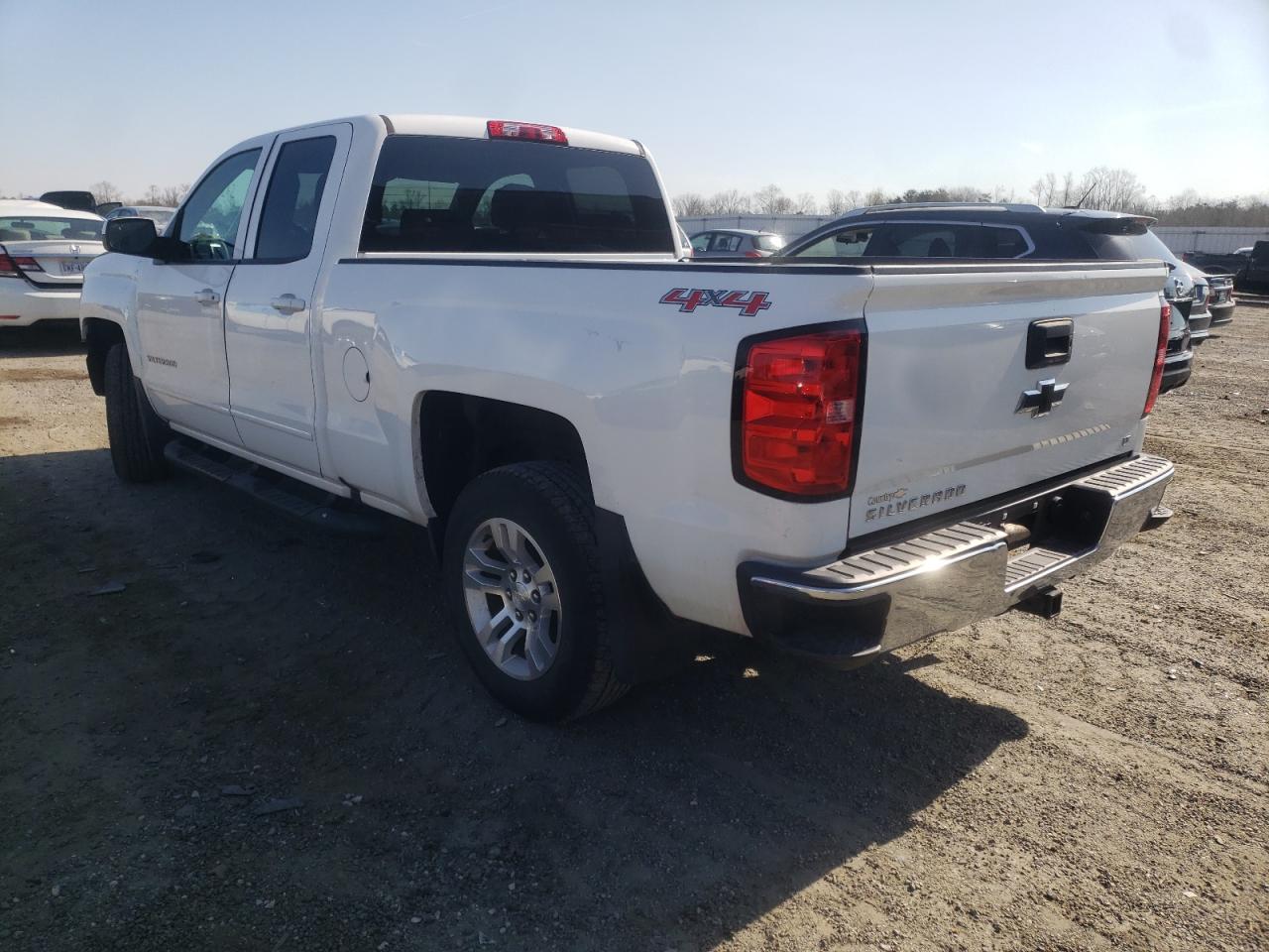 Photo 3 from auction – 2016 CHEVROLET SILVERADO with VIN 1GCVKREC5GZ292886