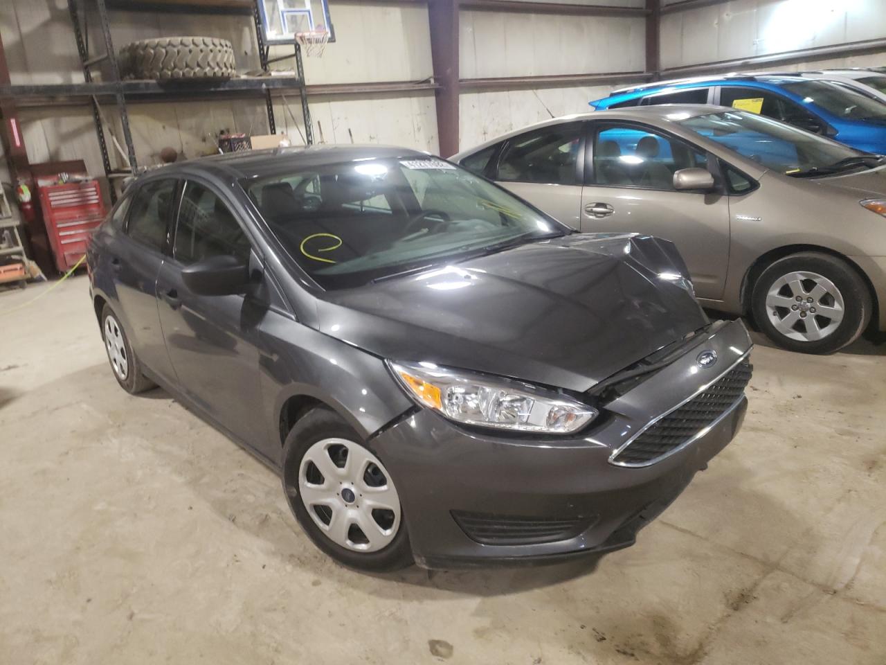 FORD FOCUS S 2016 with VIN 1FADP3E22GL403131 - Photo from auction
