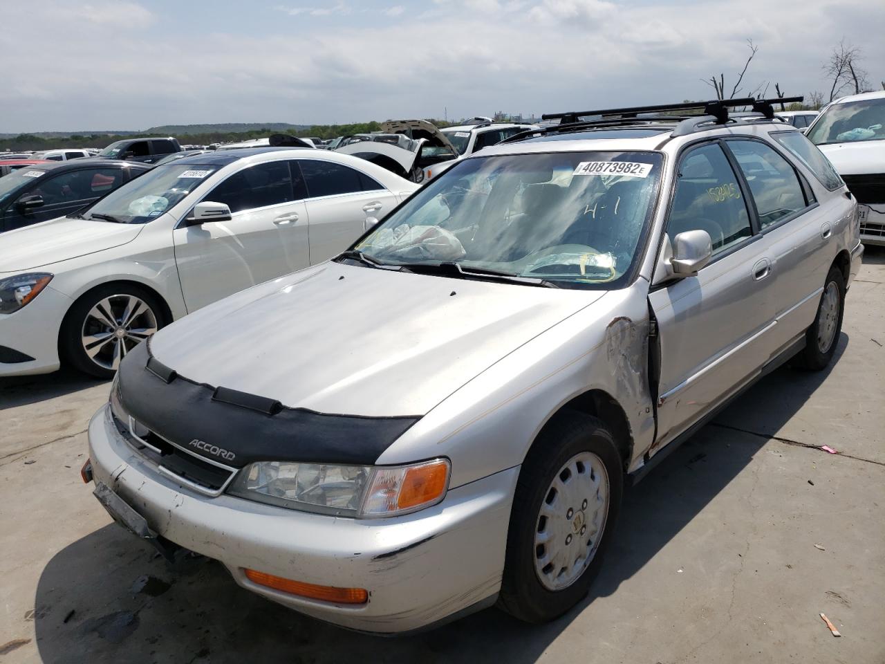 Photo 2 from auction – 1997 HONDA ACCORD EX with VIN 1HGCE1890VA004933