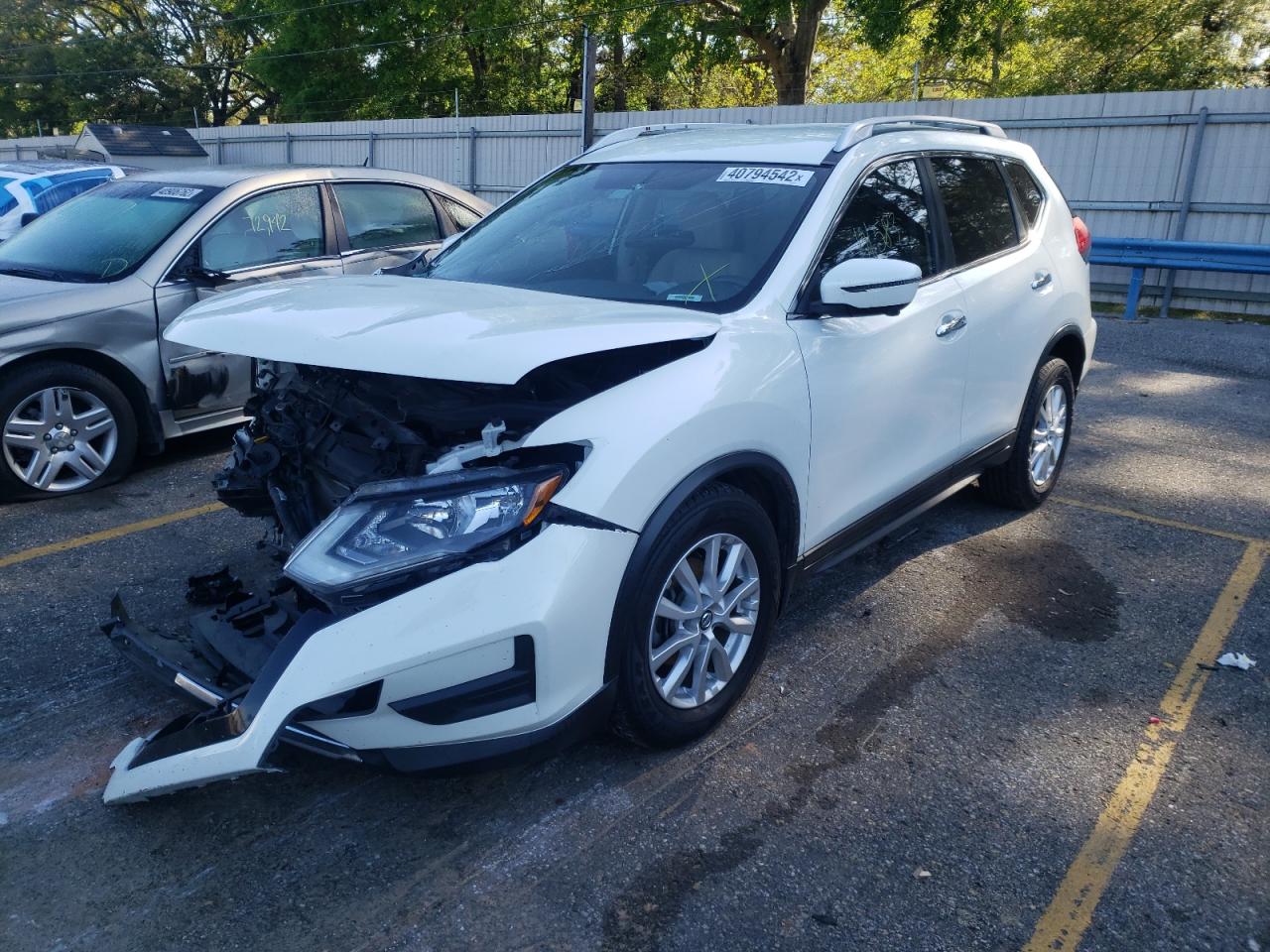 Zdjęcie 2 z aukcji – 2017 NISSAN ROGUE S z VIN KNMAT2MTXHP528773