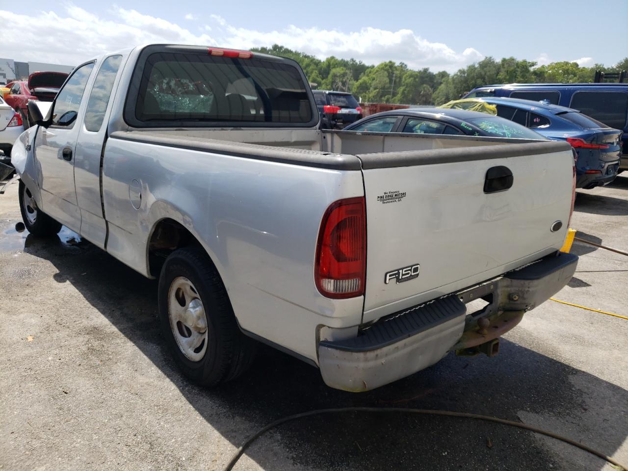 Photo 3 from auction – 2004 FORD F-150 HERI with VIN 2FTRX17264CA92147