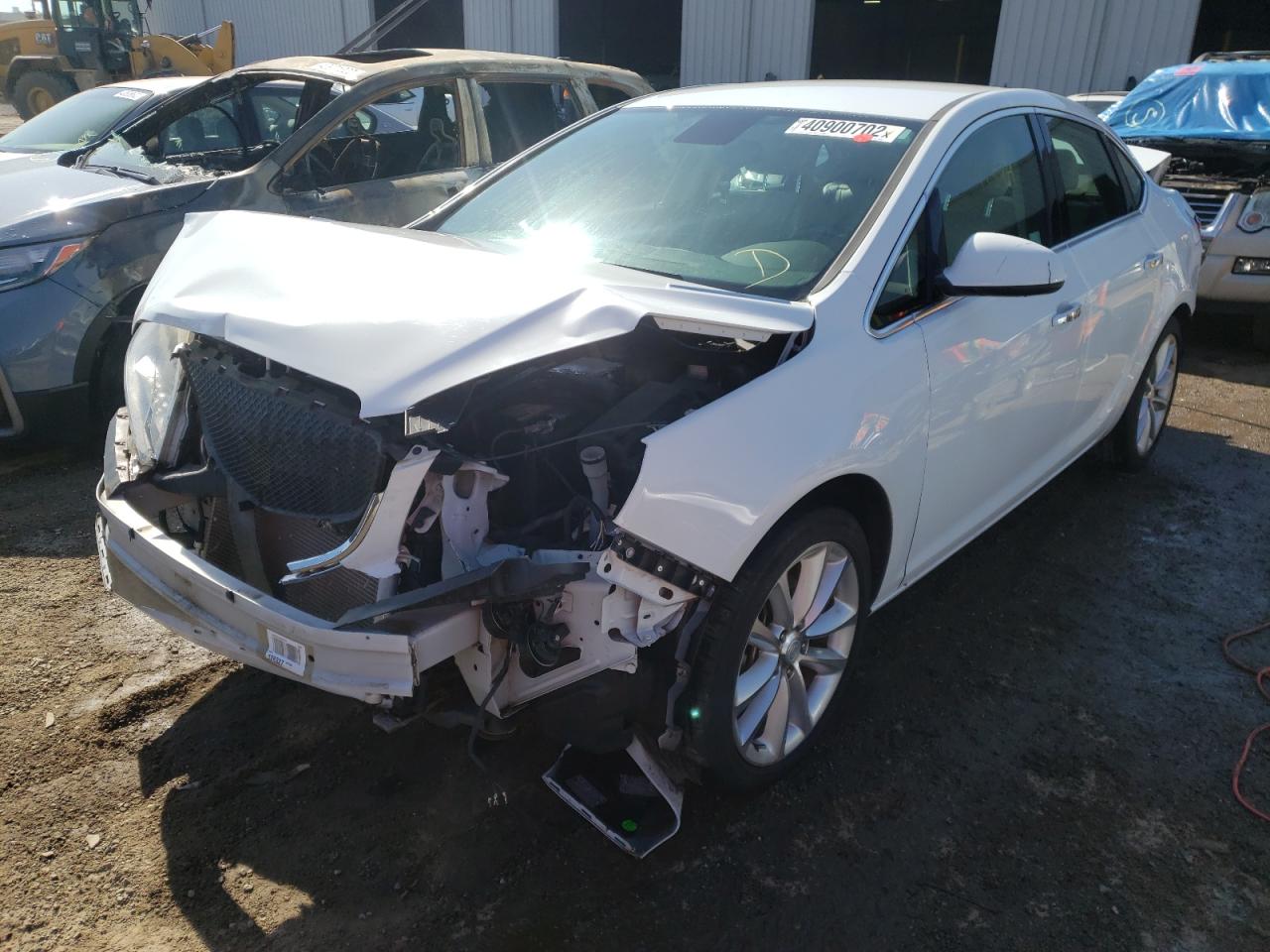 Photo 2 from auction – 2012 BUICK VERANO with VIN 1G4PP5SK6C4226400