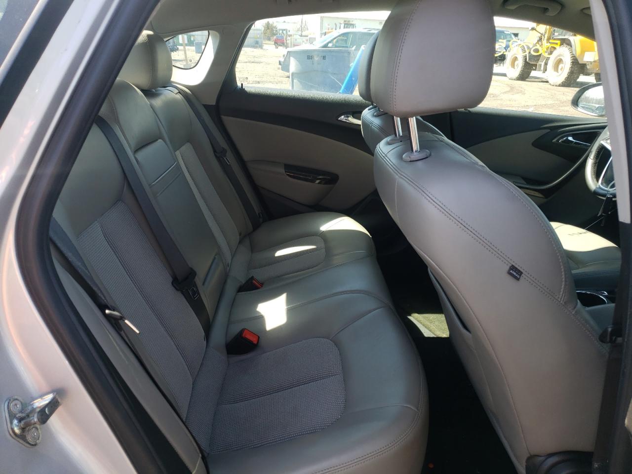 Photo 6 from auction – 2016 BUICK VERANO with VIN 1G4PP5SK2G4168792