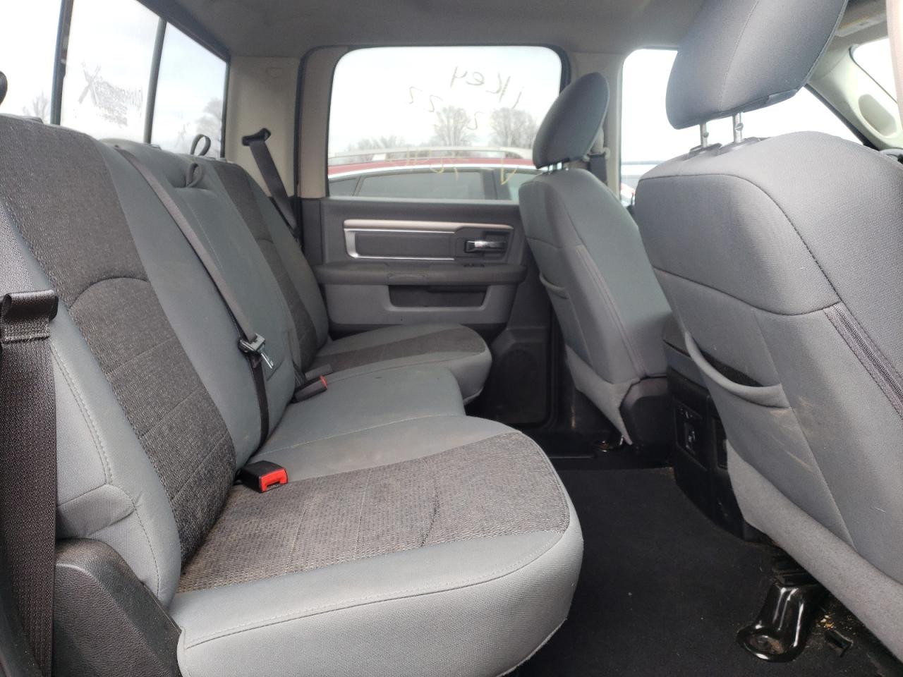 Photo 6 from auction – 2018 RAM 2500 SLT with VIN 3C6UR5DL0JG237696