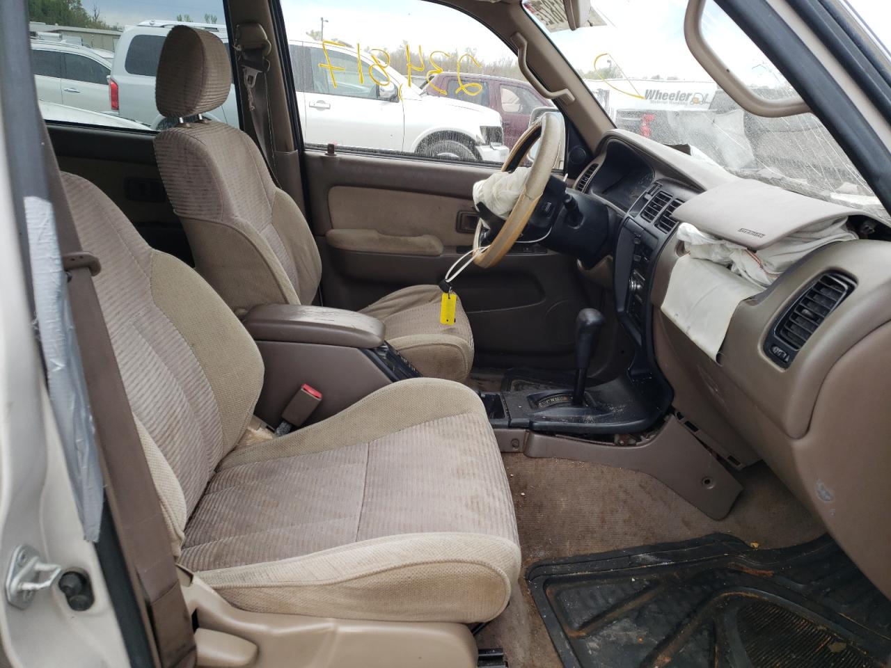 Photo 5 from auction – 1998 TOYOTA 4RUNNER SR with VIN JT3GN86R4W0072059