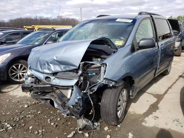 Photo 2 from auction – 2010 TOYOTA SIENNA CE with VIN 5TDKK4CC6AS323158