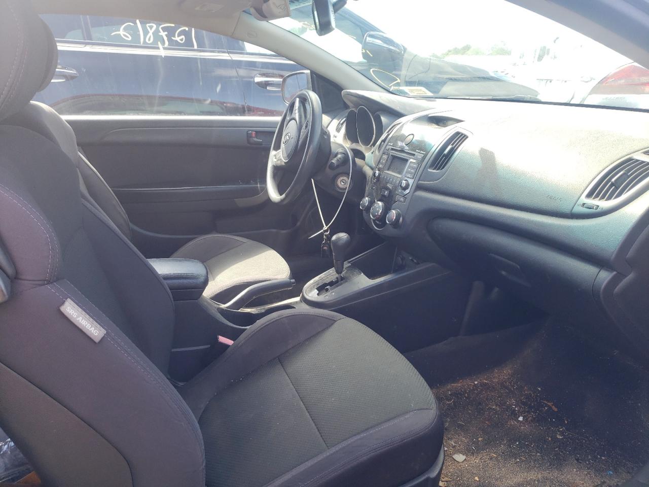 Photo 5 from auction – 2010 KIA FORTE EX with VIN KNAFU6A29A5143306
