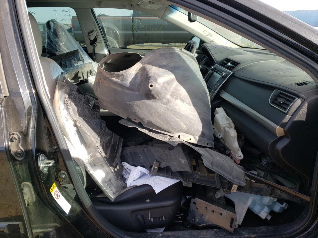 Photo 5 from auction – 2015 TOYOTA CAMRY LE with VIN 4T1BF1FK9FU878058