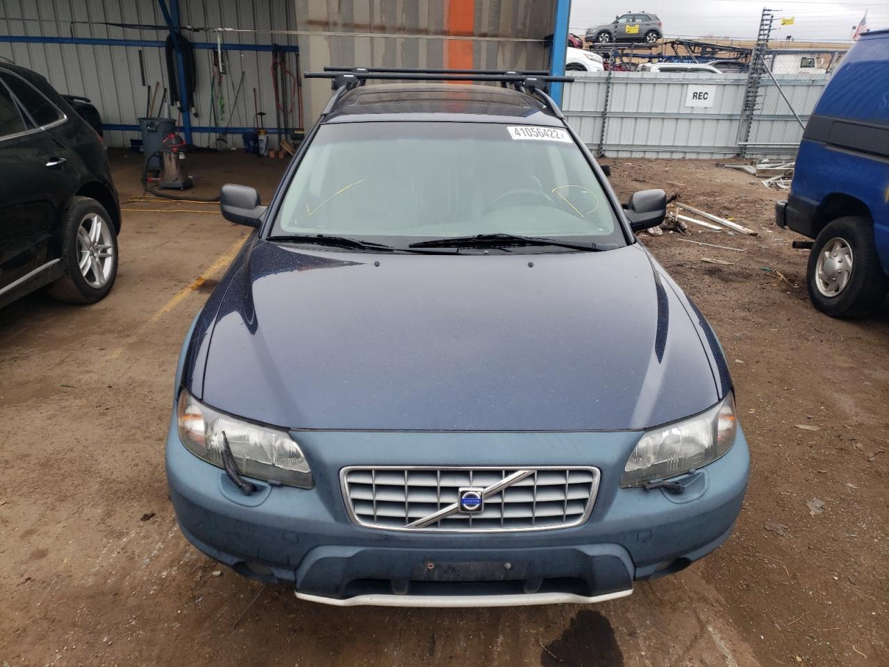 Photo 9 from auction – 2002 VOLVO V70 XC with VIN YV1SZ58D521077120