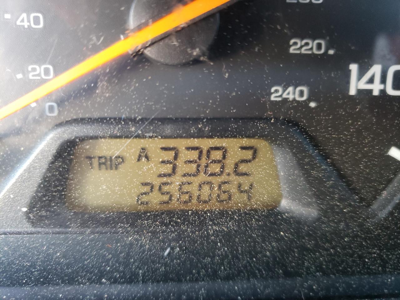 Photo 8 from auction – 2002 HONDA ACCORD EX with VIN 1HGCG66832A008150