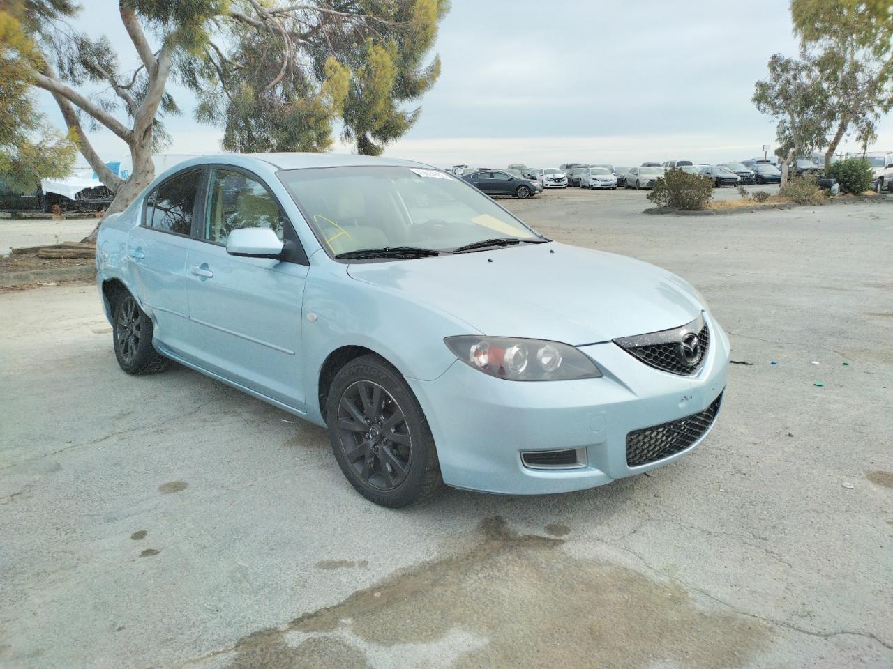 MAZDA 3 I 2008 with VIN JM1BK32G981812806 - Photo from auction