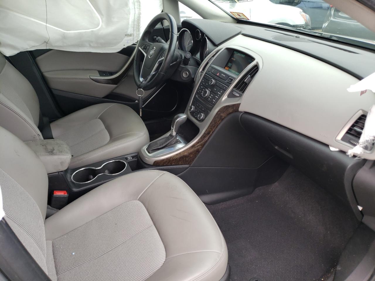 Photo 5 from auction – 2012 BUICK VERANO with VIN 1G4PP5SK4C4208476