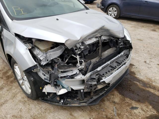 Photo 9 from auction – 2016 FORD FOCUS SE with VIN 1FADP3K28GL387487