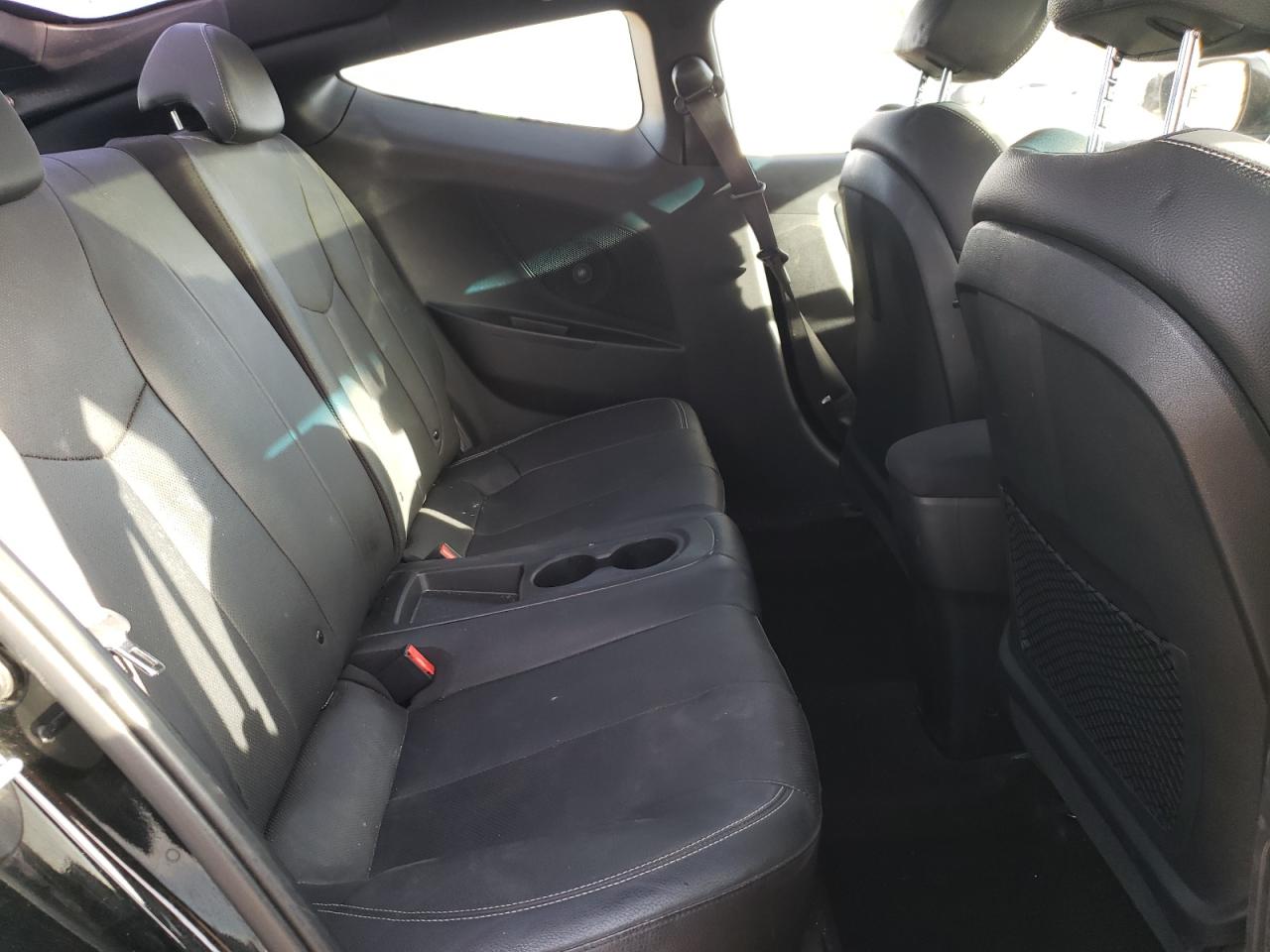 Photo 6 from auction – 2016 HYUNDAI VELOSTER T with VIN KMHTC6AE8GU264938