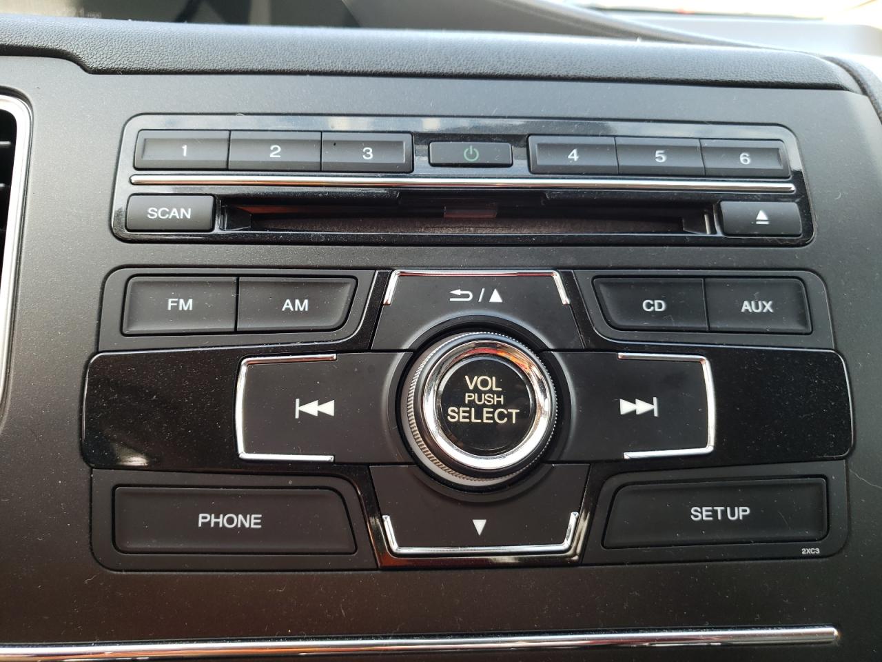 Photo 9 from auction – 2015 HONDA CIVIC LX with VIN 19XFB2F59FE015289