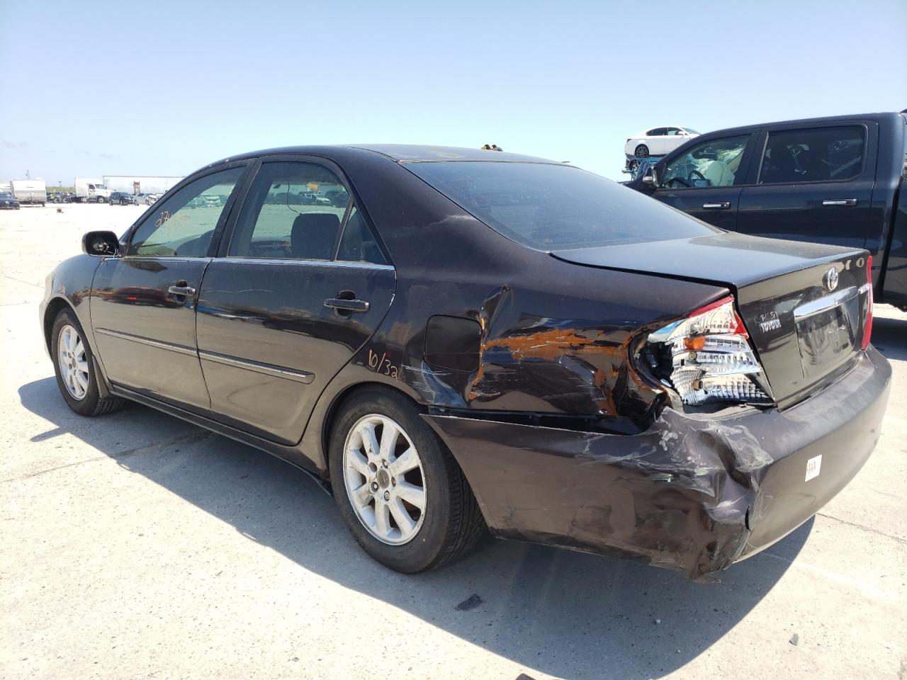 Photo 9 from auction – 2004 TOYOTA CAMRY LE with VIN 4T1BE32K24U822660