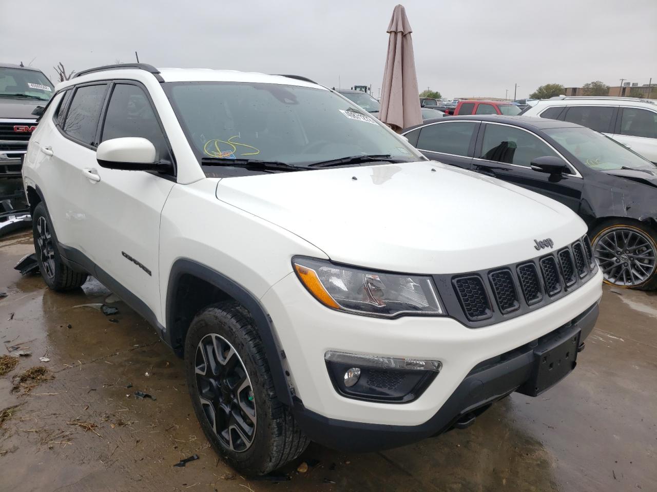 JEEP COMPASS SP 2020 مع رقم تعريف المركبة 3C4NJDAB5LT235625 - صورة من المزاد