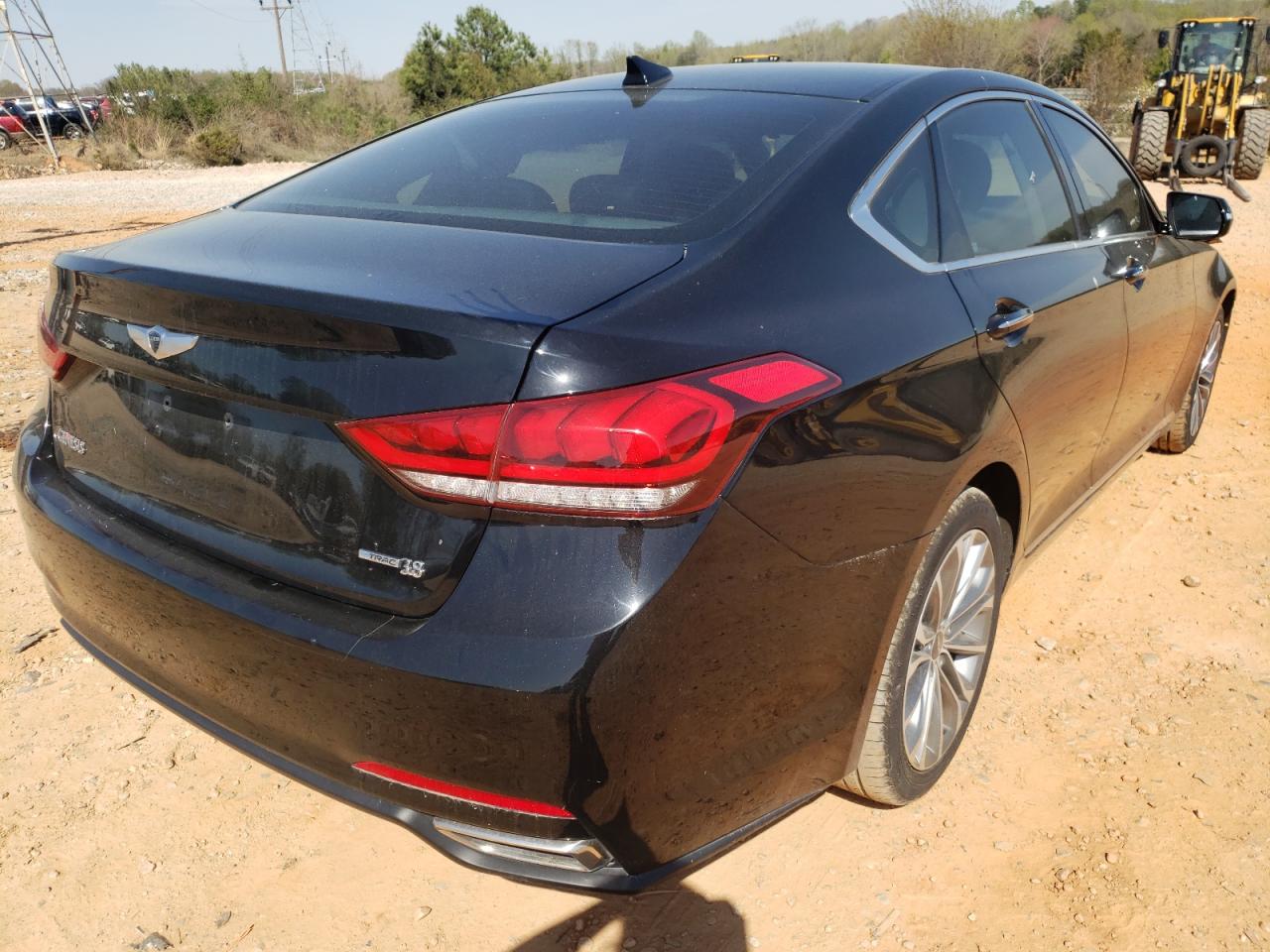 Photo 4 from auction – 2016 HYUNDAI GENESIS 3. with VIN KMHGN4JE0GU134829