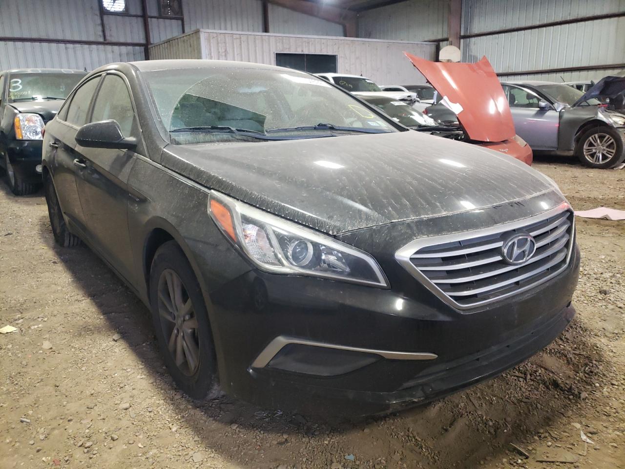 Photo 1 from auction – 2016 HYUNDAI SONATA SE with VIN 5NPE24AF6GH389170