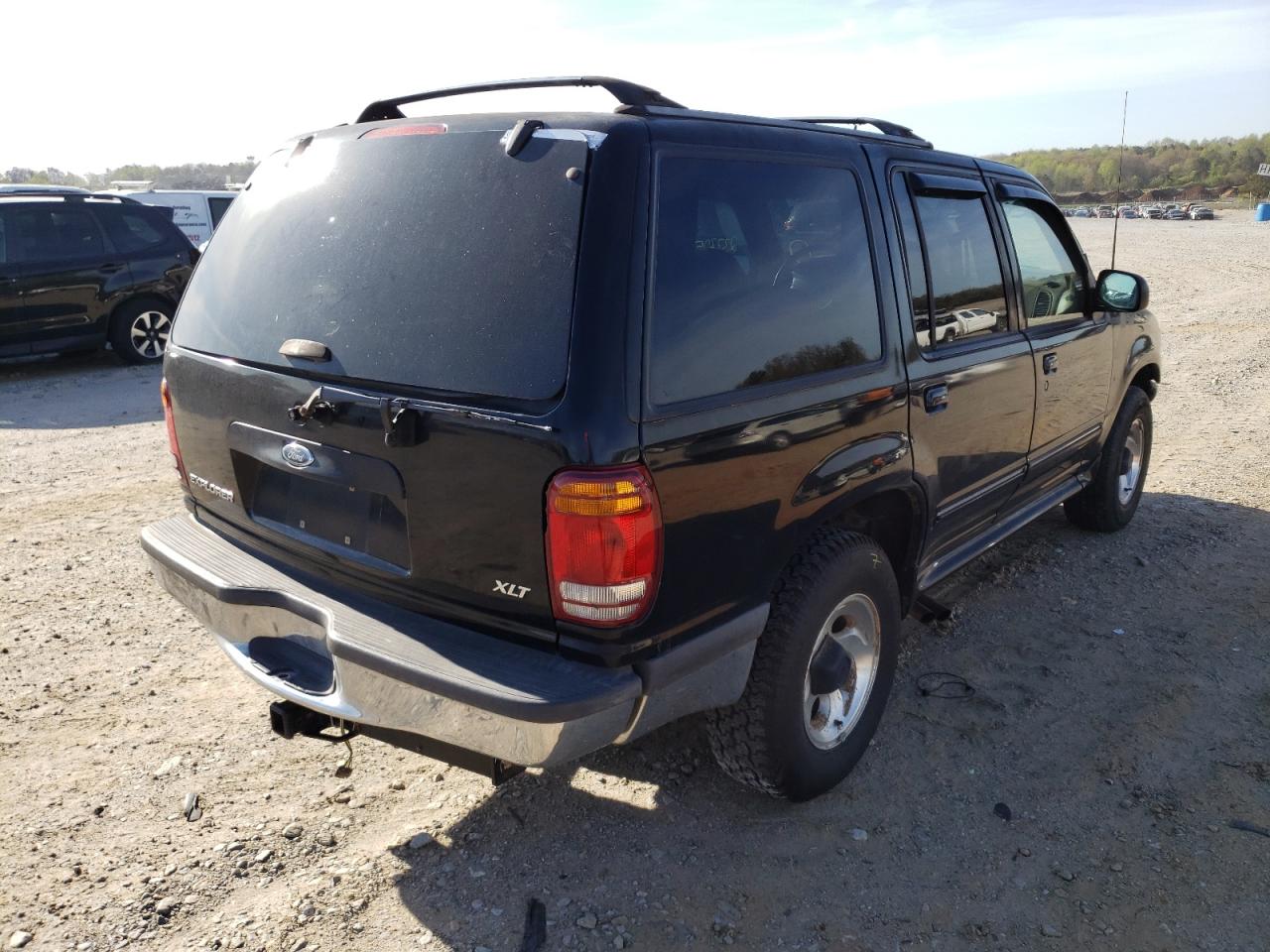 Photo 4 from auction – 1998 FORD EXPLORER with VIN 1FMZU32E0WUD19966