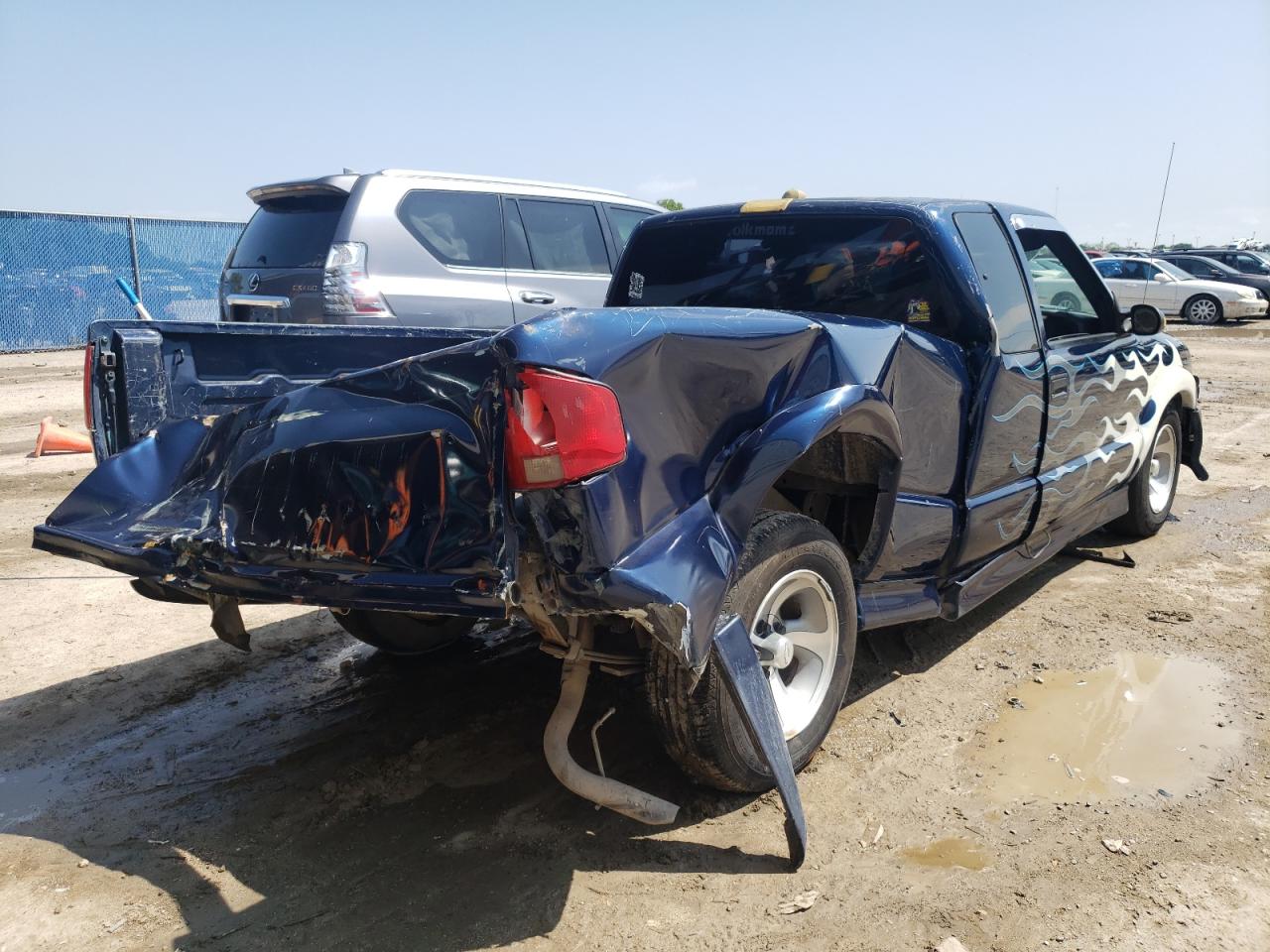 Photo 4 from auction – 2000 CHEVROLET S TRUCK with VIN 1GCCS1955Y8304840
