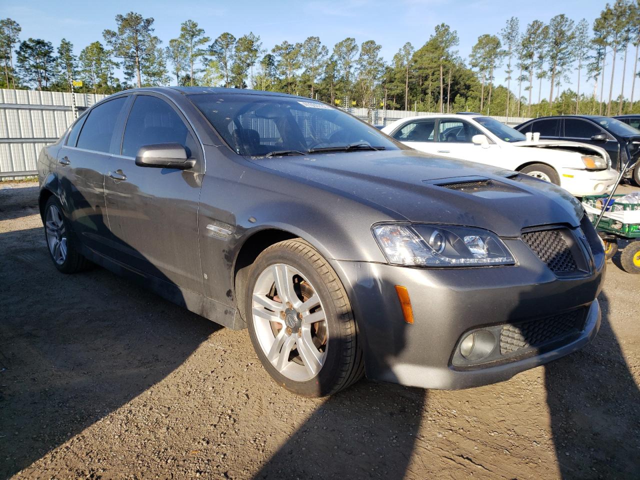 PONTIAC G8 2009 with VIN 6G2ER57789L235681 - Photo from auction